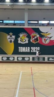 Tudo pronto para o início de um grande jogo. VAMOS STUART!