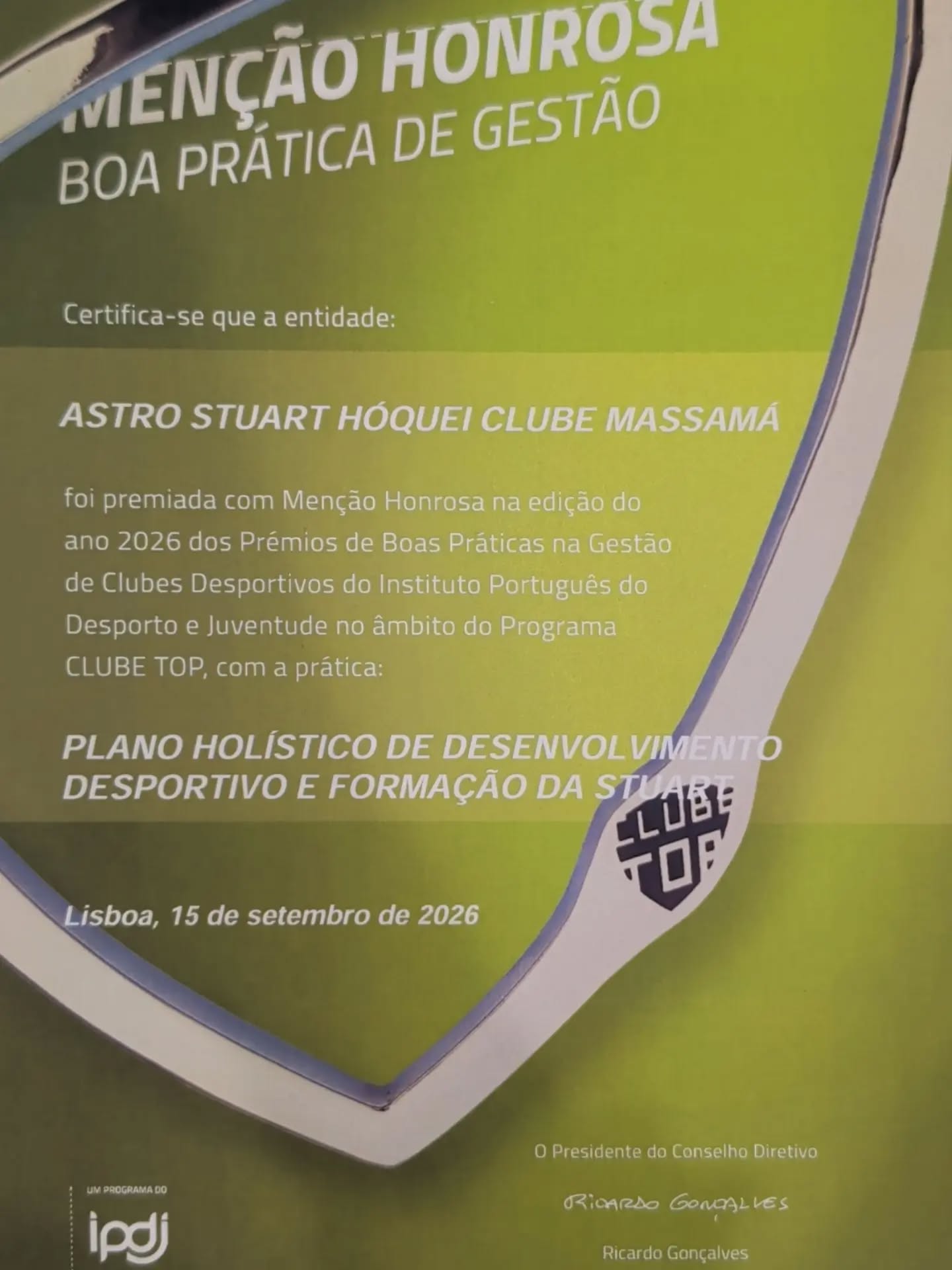 Nesta semana, recebemos uma Menção Honrosa de Boa Prática de Gestão, atribuída pelo Instituto Português do Desporto e Juventude @ipdj_ip
Este reconhecimento é fruto do trabalho, dedicação e compromisso de todos os que fazem parte deste clube!
Um agradecimento especial a todos os que contribuíram e contribuem diariamente para o nosso crescimento.
Seguimos juntos para continuarmos a fazer mais e melhor!🙏
#somosum💛💙