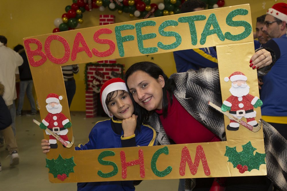 Fotografia da festa de natal da Stuart HCM no Pavilhão Professor João Campelo